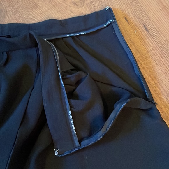 Worthington black skort. - Picture 4 of 4